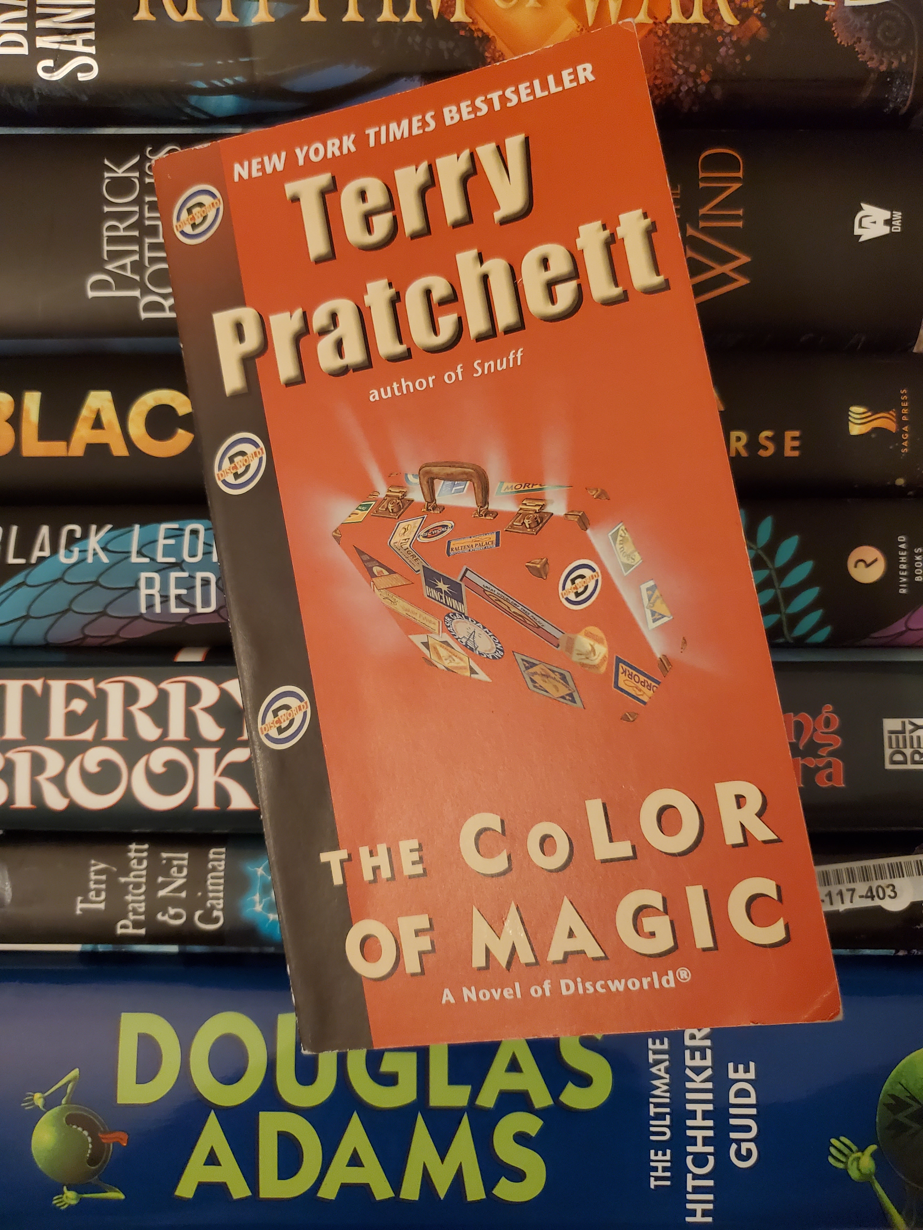 The Colour Of Magic." (Terry Pratchett) – Buch Gebraucht Kaufen – A02yncTK01ZZj