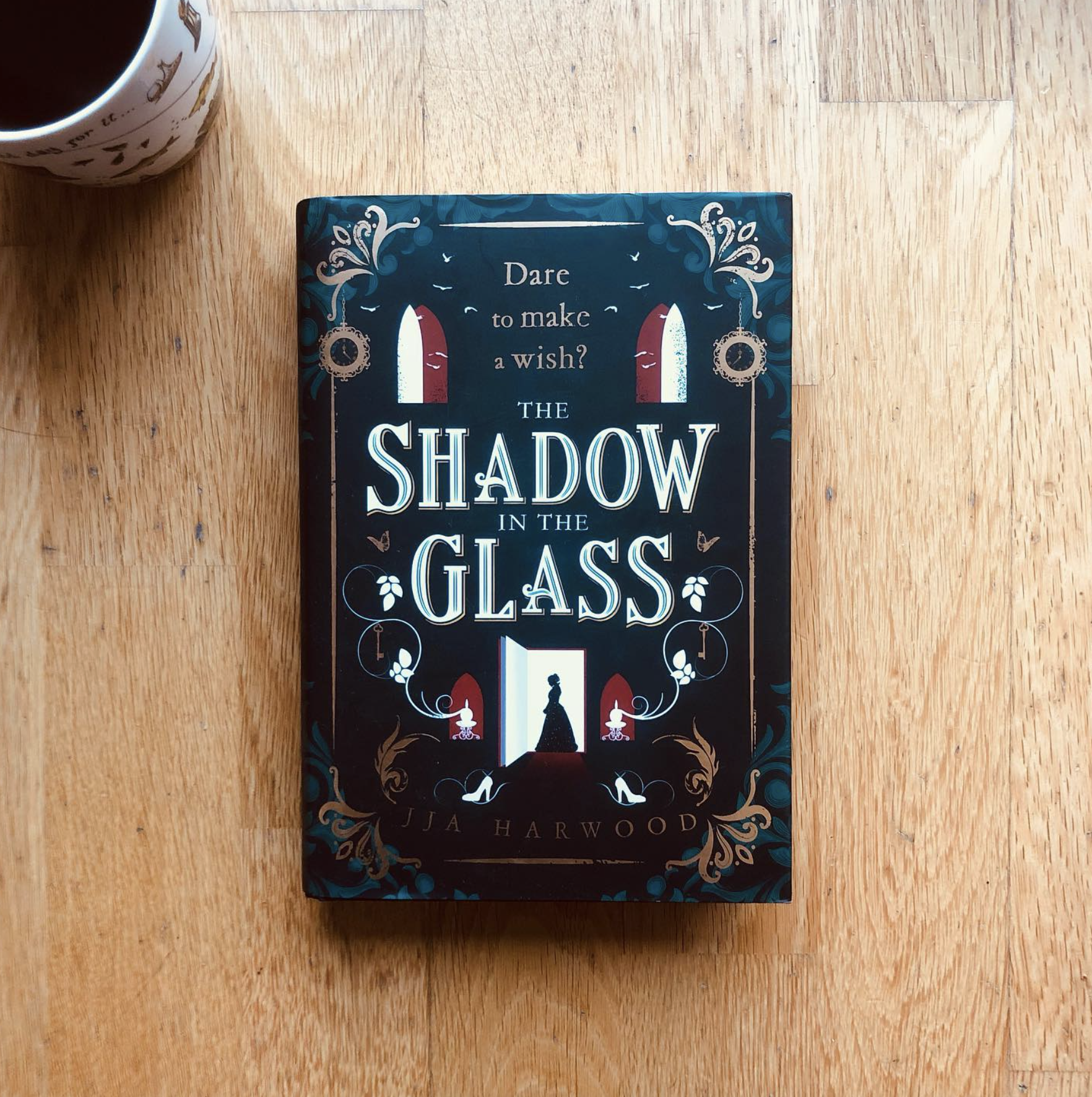 Book Review The Shadow In The Glass Arc